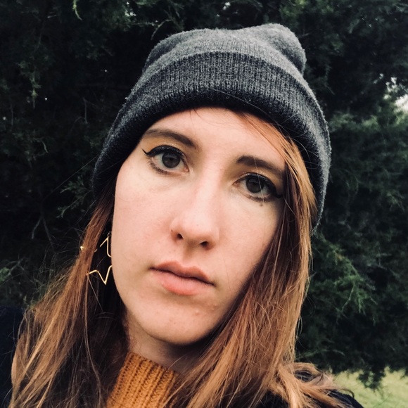 Meet your Posher, Maya - Picture 1 of 1